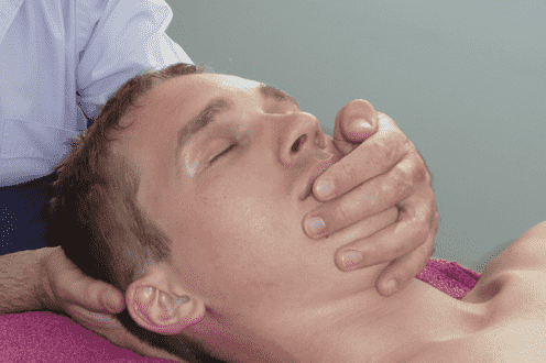 Osteopathy for helping head injuries